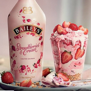 Baileys Strawberries & Cream 70cl. Licor